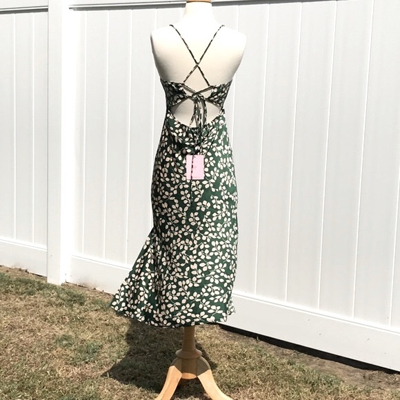 NWT Hello Molly Green and Tan Leaf Printed Strap Maxi Dress Size 4 - Picture 6 of 16